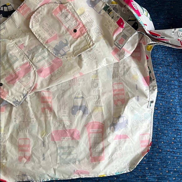 Mini Boden London themed size 9-10 Colorful Kids Rain Poncho - Picture 7 of 9